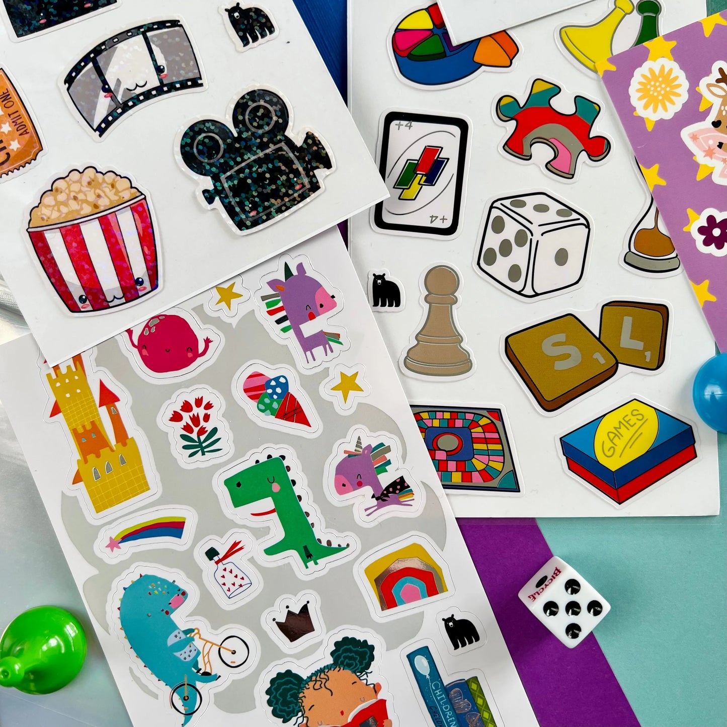 November 2022 Little Kids - Four Bears Sticker Club